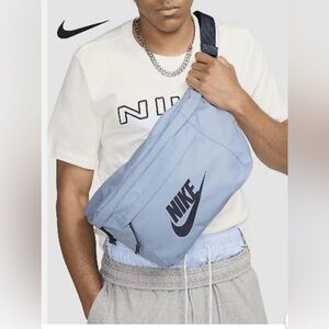 Nike TECH HIP PACK Crossbody Waist Pack CAROLINA BLUE  Unisex